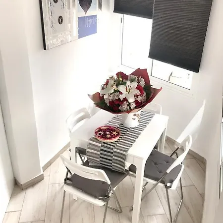 Vakantiehuis Charming In Playa De La Americas With Sea View *