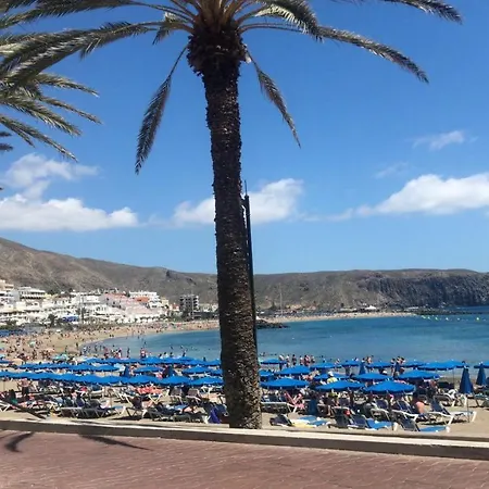 Seaside Retreat: Playa De Americas